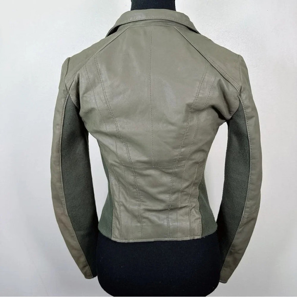 Andrew Marc New York Xsmall  Women's Lightweight Asymmetrical Leather Jacket - Picture 3 of 16